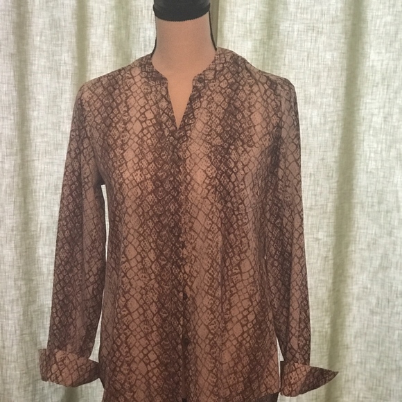 Shirt - Picture 2 of 2